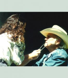 Texas artist sculpts entertainers